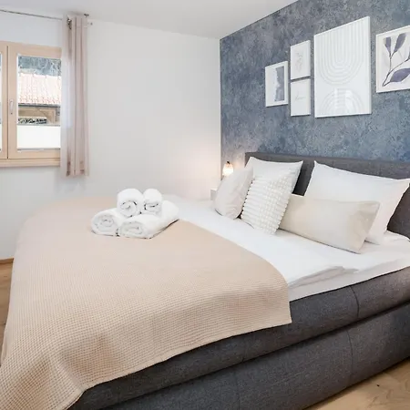 Fenjoy Ferienapartments Am Chiemsee Mit Bergblick *