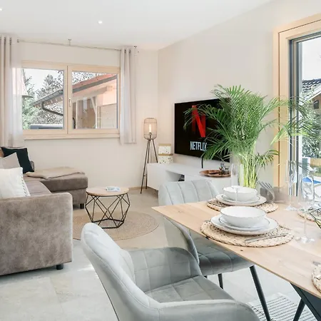 Fenjoy Ferienapartments Am Chiemsee Mit Bergblick * Бернау-ам-Кимзее