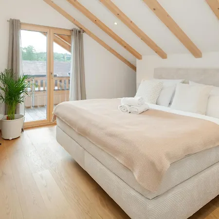 Fenjoy Ferienapartments Am Chiemsee Mit Bergblick