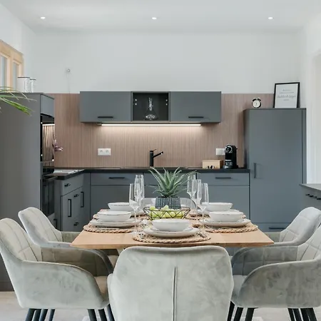 Fenjoy Ferienapartments Am Chiemsee Mit Bergblick * Bernau am Chiemsee