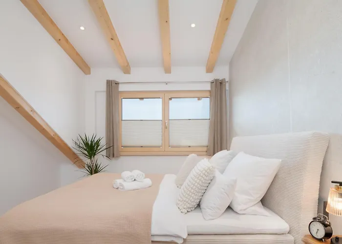 Fenjoy Ferienapartments Am Chiemsee Mit Bergblick Apartman *